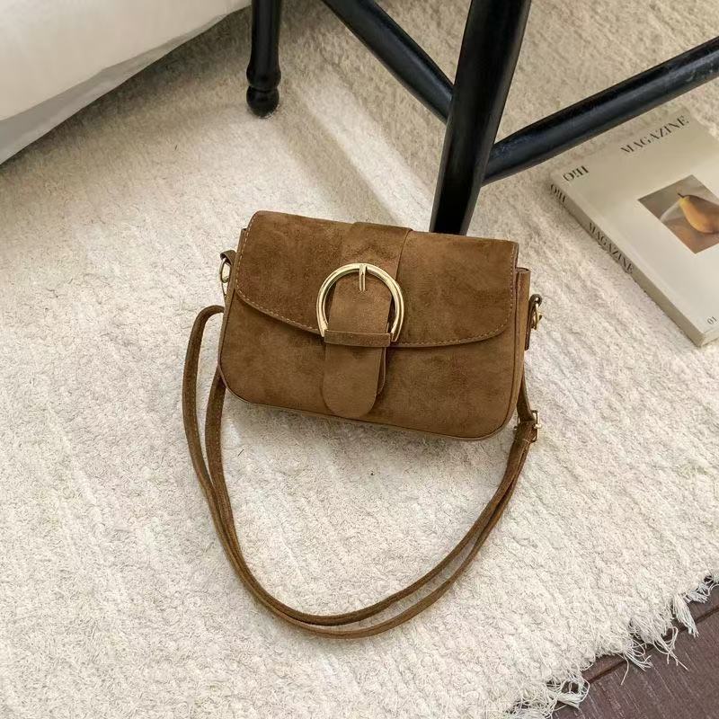 Women’s Chic Bucket Shoulder Bag – Minimal Luxury Plush Charm Purse